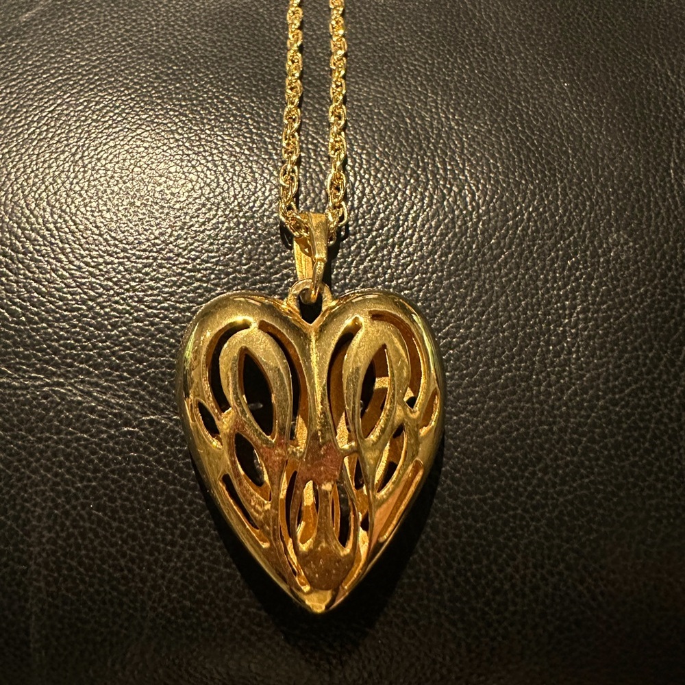 Gold tone necklace.